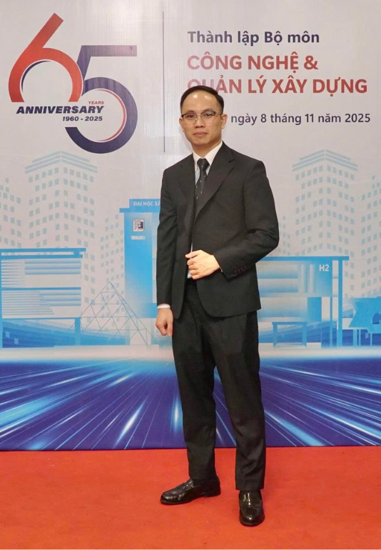 Thầy Lưu Văn Thực